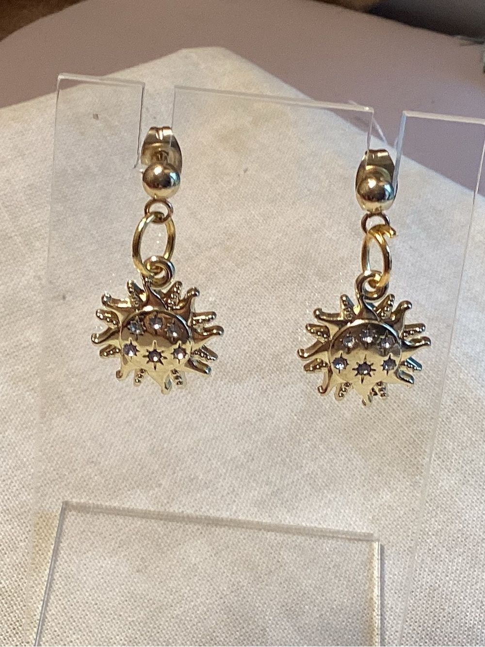Gold Tone Sunburst Dangle Earrings